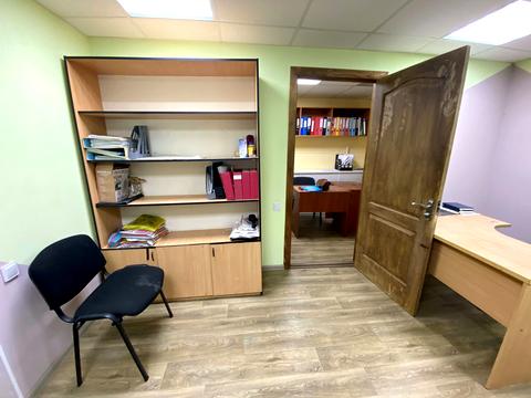 комерційна за адресою Велика Морська вул., 11