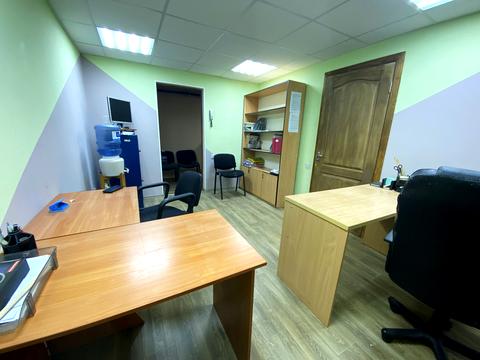 комерційна за адресою Велика Морська вул., 11