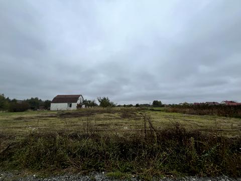 участок по адресу 