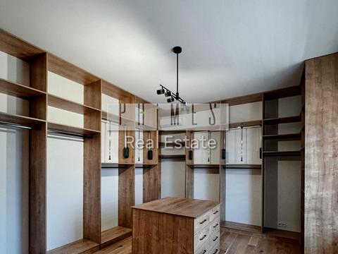 будинок за адресою Лобановського вул.