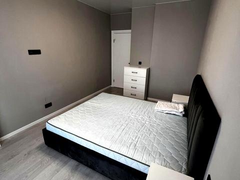 квартира за адресою Олександра Олеся вул., 10