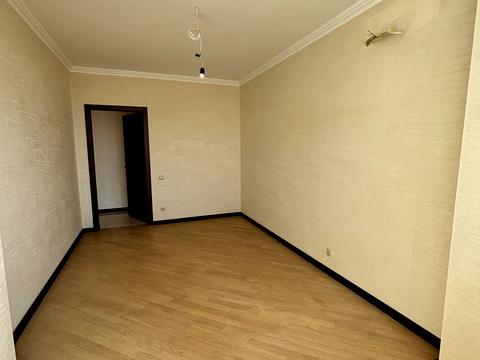 квартира за адресою Зодчих вул., 32