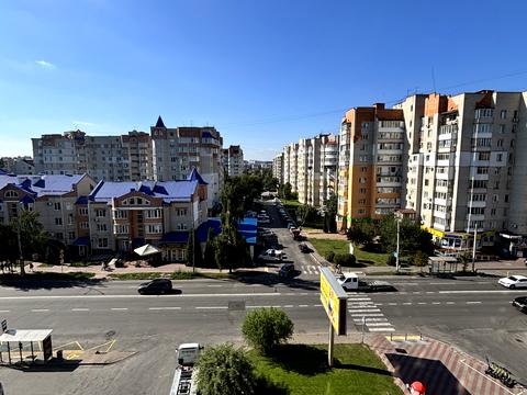 квартира за адресою Зодчих вул., 32