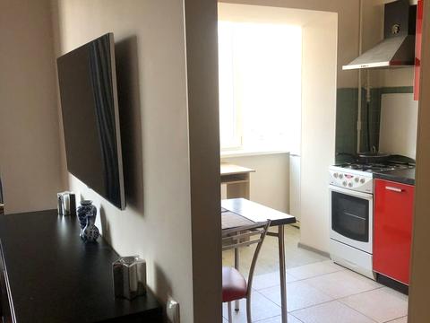 квартира за адресою Горіхуватський Шлях вул. (Генерала Родимцева), 11