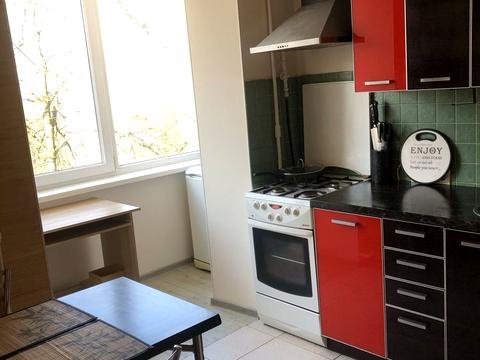 квартира за адресою Горіхуватський Шлях вул. (Генерала Родимцева), 11