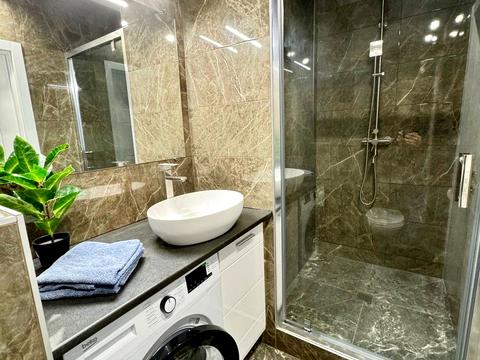 квартира по адресу Пихтовый пер., 1-А