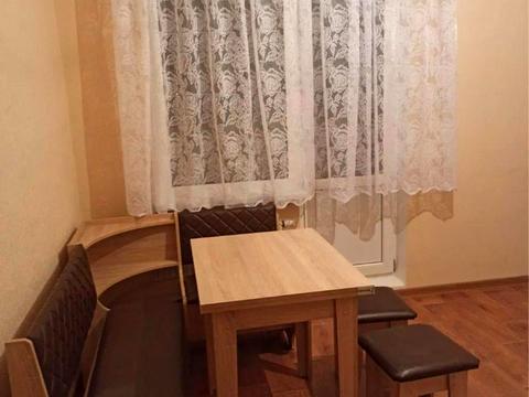 квартира за адресою Ревуцького вул., 54