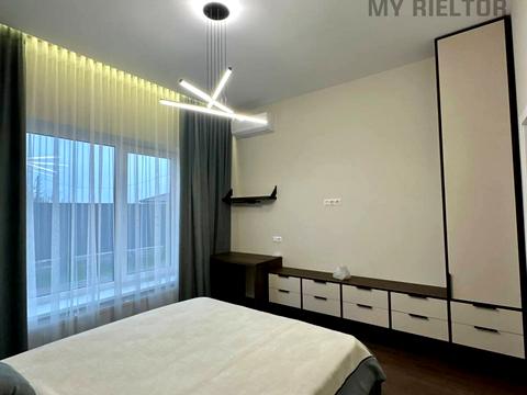 будинок за адресою с. Сторожниця, Миру, 40