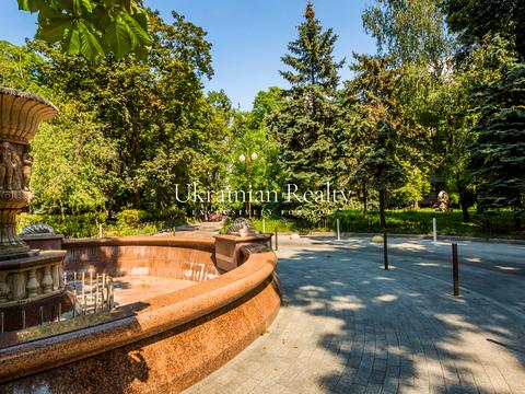 квартира за адресою Інститутська вул., 18-А