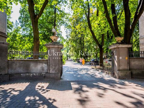 квартира за адресою Інститутська вул., 18-А