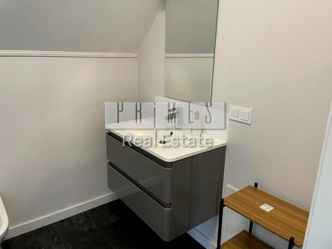 будинок за адресою Лобановського вул.