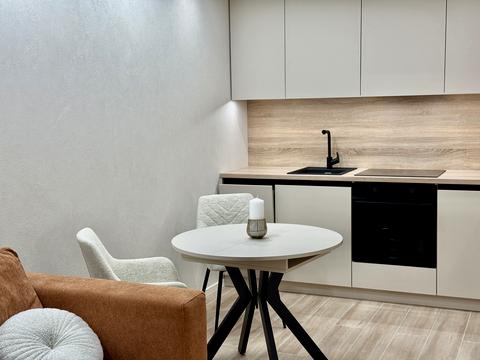 квартира за адресою Олександра Олеся вул., 10