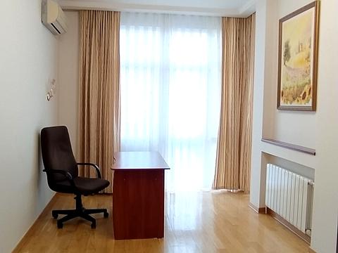 квартира за адресою Панаса Мирного вул., 17