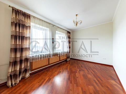 будинок за адресою Ломаківська вул. (Мічуріна)