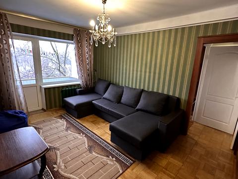 квартира за адресою Верховної Ради бульв., 16