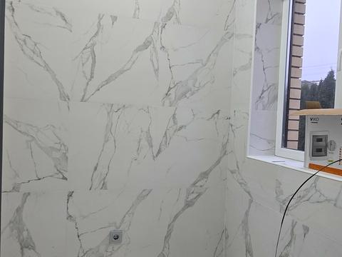 комерційна за адресою Миколи Амосова вул., 2