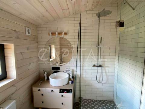 будинок за адресою Центральна