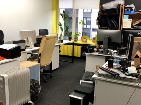 коммерческая по адресу Болсуновська, 8