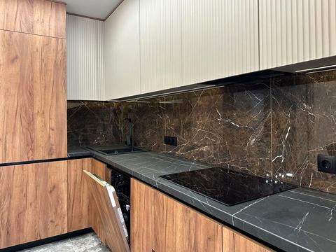 квартира за адресою Романа Левицького вул., 4