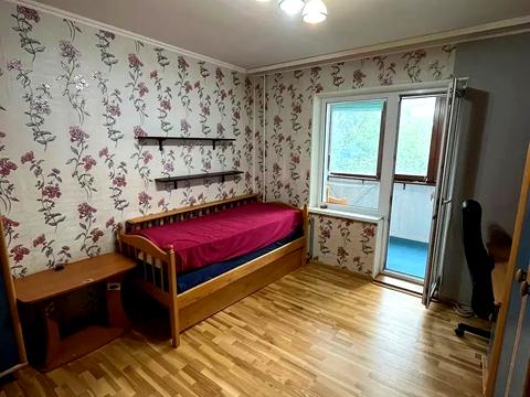 квартира за адресою Лариси Руденко вул., 5