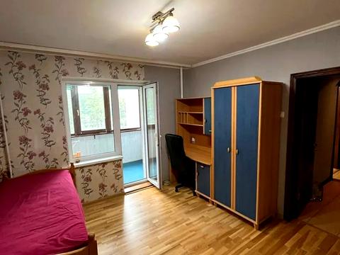 квартира за адресою Лариси Руденко вул., 5