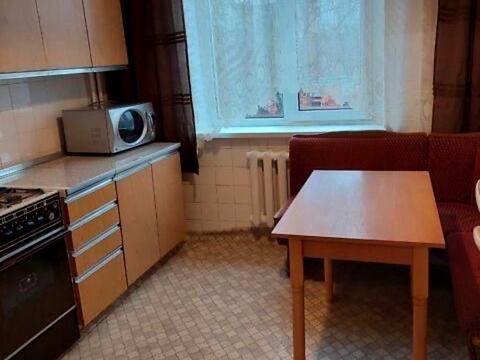 квартира за адресою Гната Хоткевича вул., 38