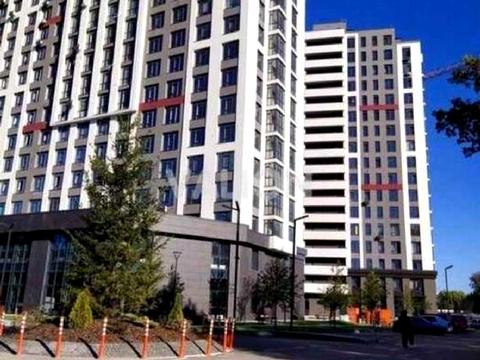 квартира за адресою Любомира Гузара просп. (Космонавта Комарова), 13