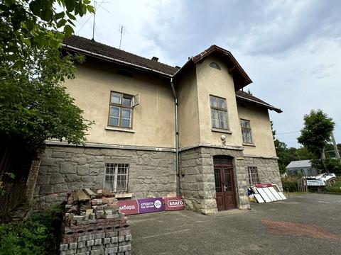 будинок за адресою Самбір, Вокзальна, 1