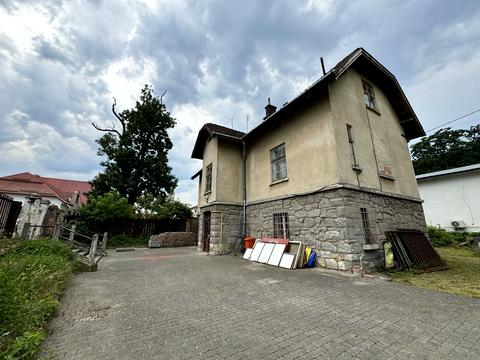 будинок за адресою Самбір, Вокзальна, 1