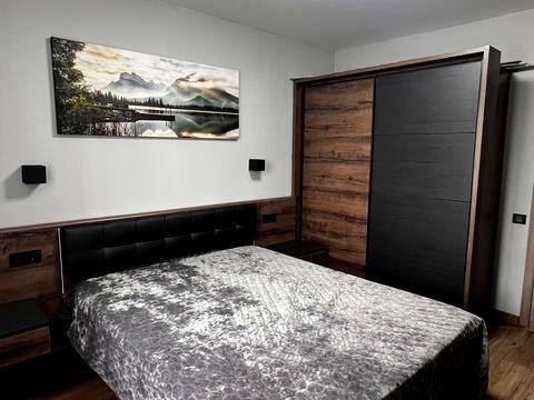 квартира за адресою Центральна вул. (Мічуріна), 2а