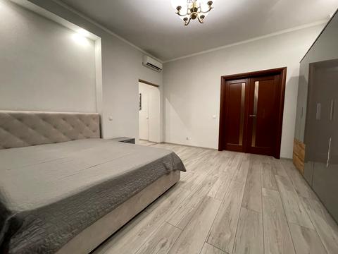 квартира за адресою Андрія Верхогляда вул. (Михайла Драгомирова), 5