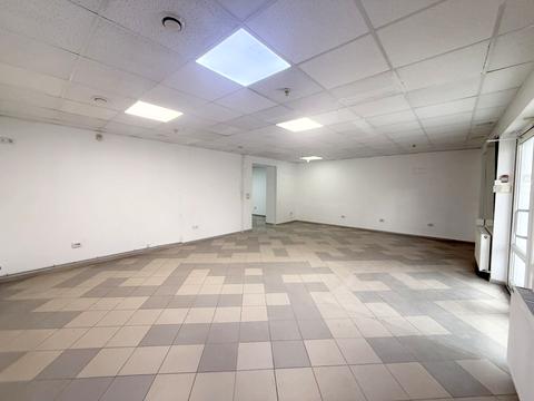 комерційна за адресою Галицька вул., 81