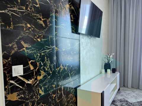 квартира за адресою Космічна вул., 5
