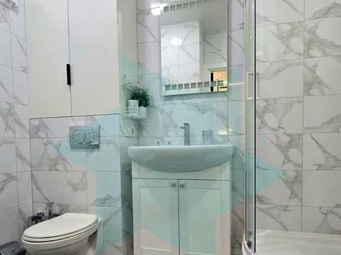 квартира за адресою Космічна вул., 5