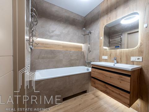 квартира за адресою Родини Крістерів вул., 16