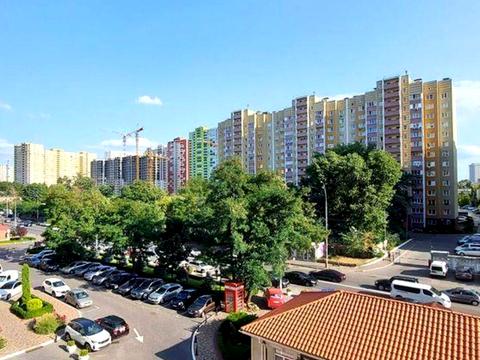 квартира за адресою Михайла Максимовича вул. (Онуфрія Трутенка), 28-Б