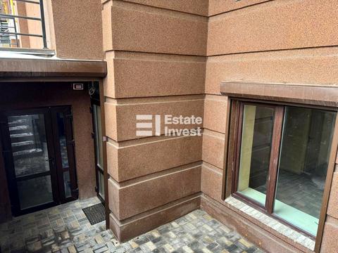 комерційна за адресою Соборна вул. (), 10-А