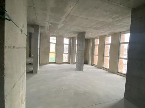 комерційна за адресою Володимира Навроцького вул., 31-А