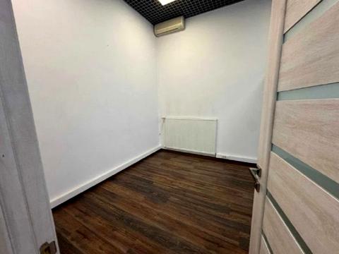 коммерческая по адресу Музейний пер., 4