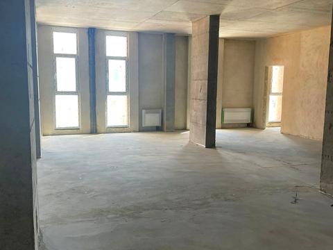 комерційна за адресою Володимира Навроцького вул., 31-А