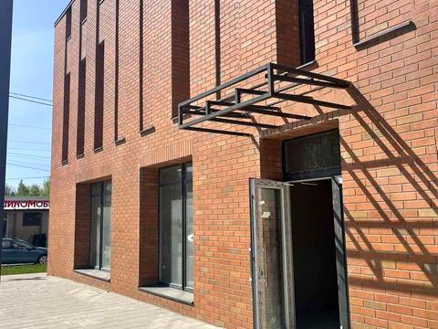 комерційна за адресою Володимира Навроцького вул., 31-А