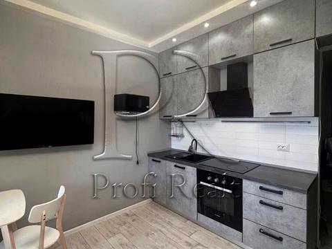 квартира за адресою Михайла Максимовича вул. (Онуфрія Трутенка), 28-Б