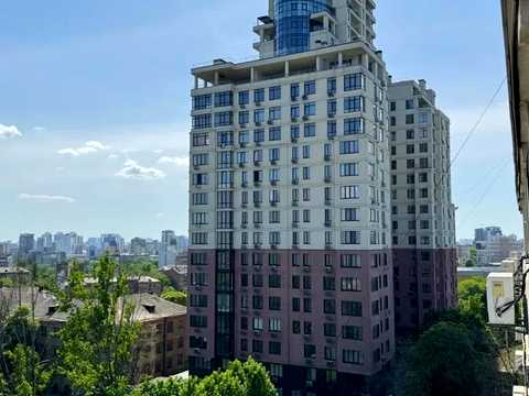 квартира за адресою Нагірна вул., 16