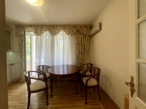 квартира за адресою Олександра Кониського вул., 52-58