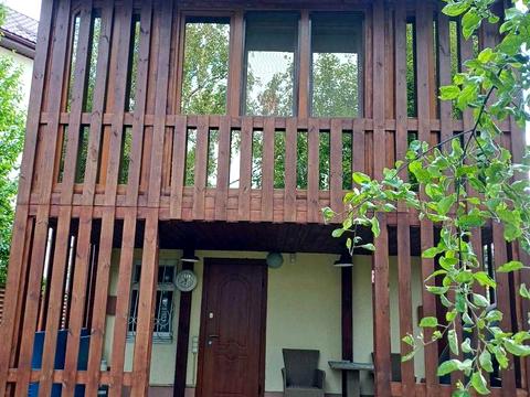 будинок за адресою Богатирська вул.