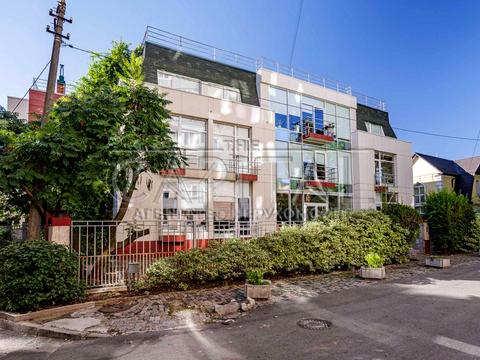 комерційна за адресою Менделєєва вул., 11