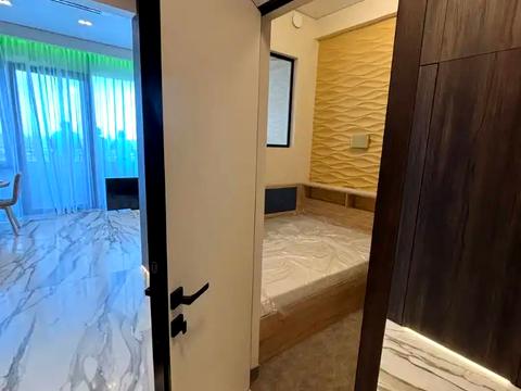 квартира за адресою Яружна вул., 15