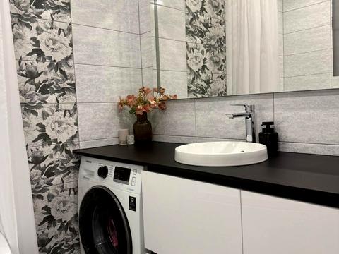 квартира за адресою Корольова вул., 49а