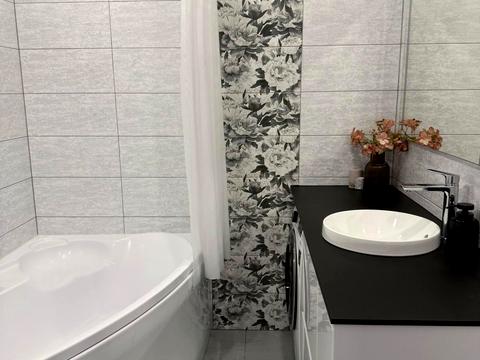 квартира за адресою Корольова вул., 49а