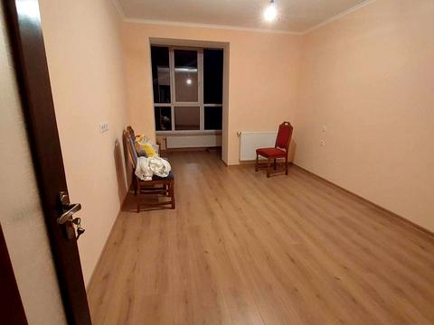 квартира за адресою Олександра Довженка вул., 33